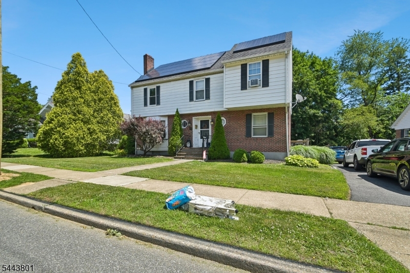 664 Belvidere Road Phillipsburg, NJ 08865 - Photo 2 of 35
