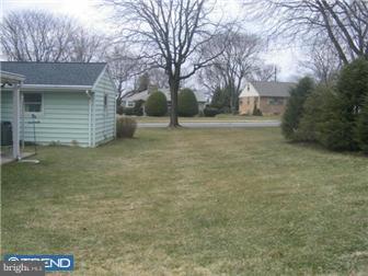 294 Weidman Avenue Sinking Spring, PA 19608 - Photo 3 of 9 Gallery Image 3