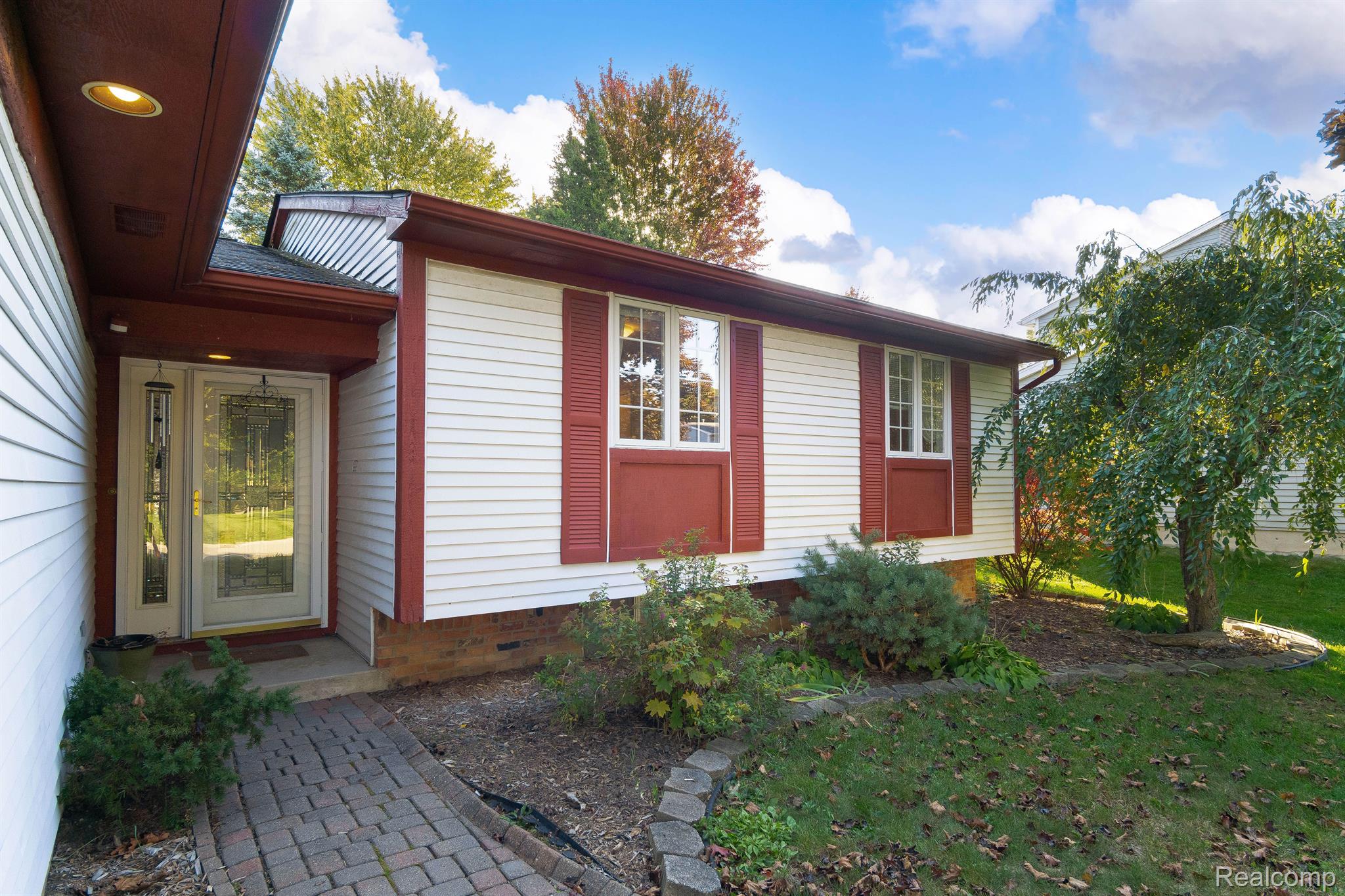 1707 Morningside Lane Rochester, MI 48307 - Photo 2 of 37