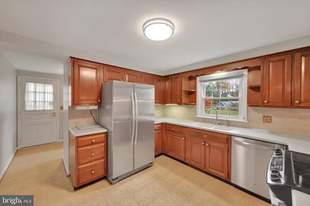 $400,000 | 821 Hillaire Road, Lancaster, PA 17601