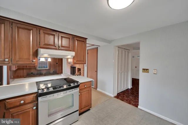 $400,000 | 821 Hillaire Road, Lancaster, PA 17601