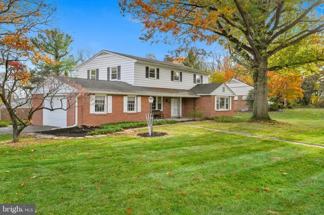 $400,000 | 821 Hillaire Road, Lancaster, PA 17601