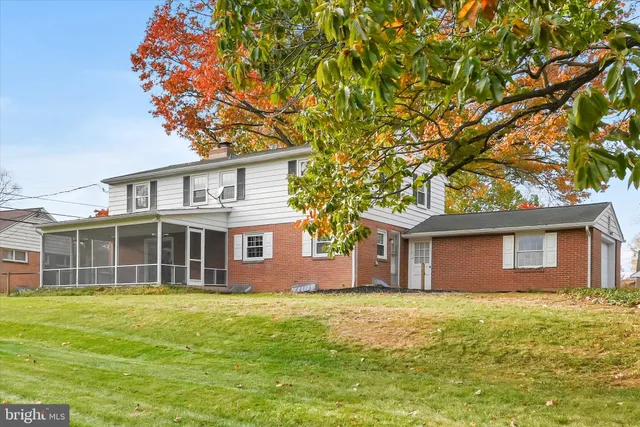 $400,000 | 821 Hillaire Road, Lancaster, PA 17601