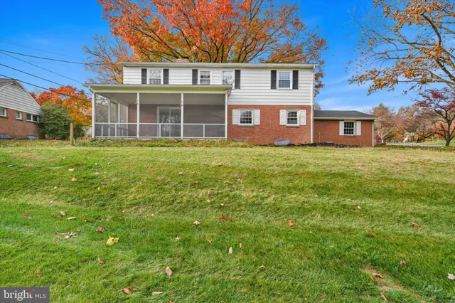 $400,000 | 821 Hillaire Road, Lancaster, PA 17601