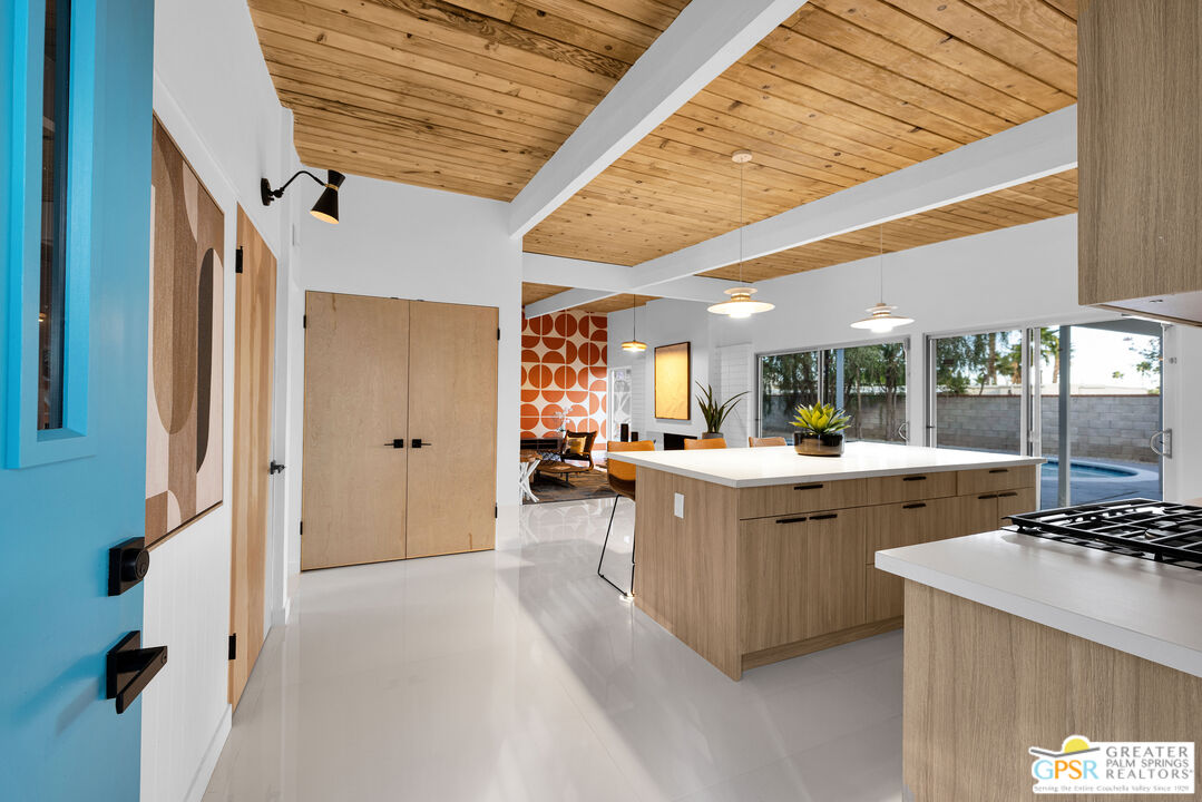 2410 North Starr Road Palm Springs, CA 92262 - Photo 5 of 43