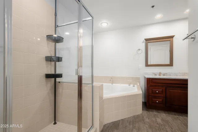 $425,000 | 17 West Vernon Avenue, Unit 412, Phoenix, AZ 85003