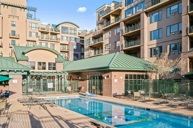 $425,000 | 17 West Vernon Avenue, Unit 412, Phoenix, AZ 85003