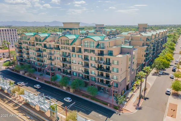 $425,000 | 17 West Vernon Avenue, Unit 412, Phoenix, AZ 85003
