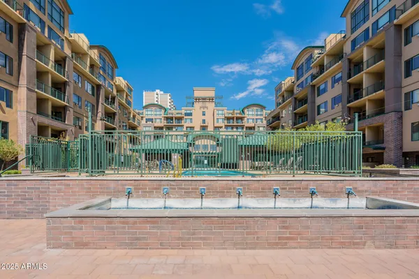 $425,000 | 17 West Vernon Avenue, Unit 412, Phoenix, AZ 85003