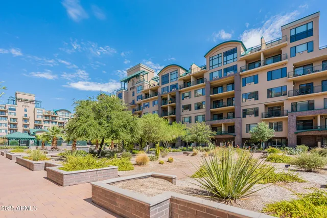 $425,000 | 17 West Vernon Avenue, Unit 412, Phoenix, AZ 85003