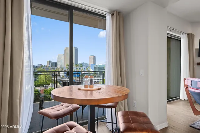 $425,000 | 17 West Vernon Avenue, Unit 412, Phoenix, AZ 85003