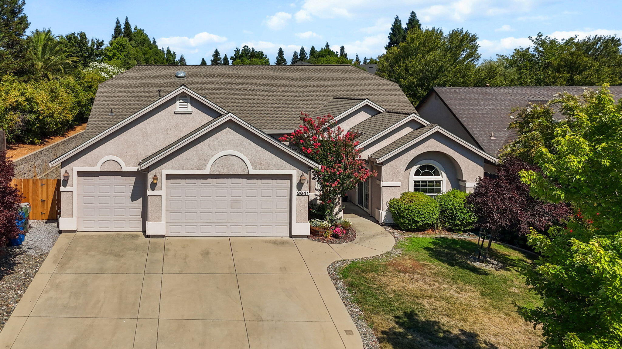 3641 Deuce Way Redding, CA 96002 - Photo 28 of 31 1-web-or-mls-DJI_20250717154426_0005_D_1