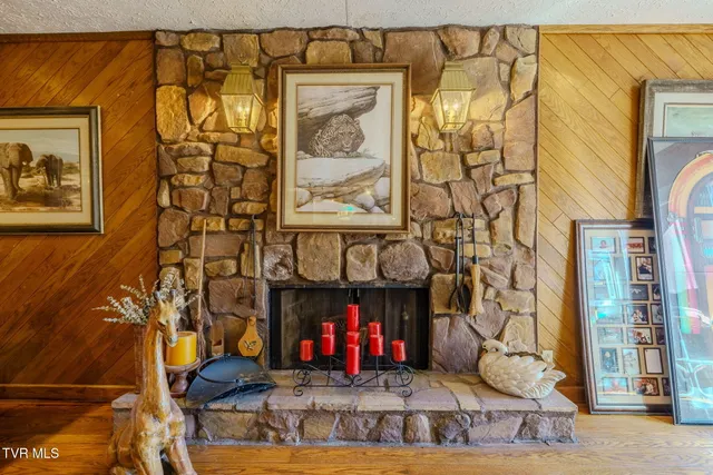 $1,299,999 | 4206 Bristol Highway, Johnson City, TN 37601