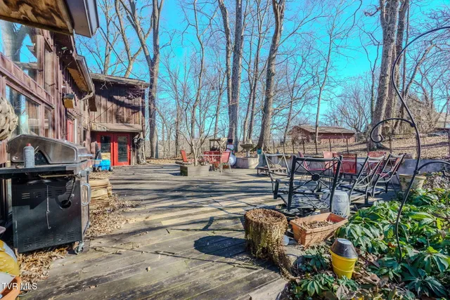 $1,299,999 | 4206 Bristol Highway, Johnson City, TN 37601