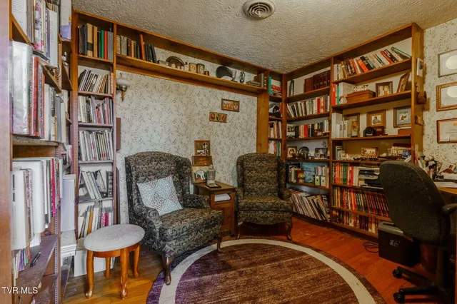 $1,299,999 | 4206 Bristol Highway, Johnson City, TN 37601