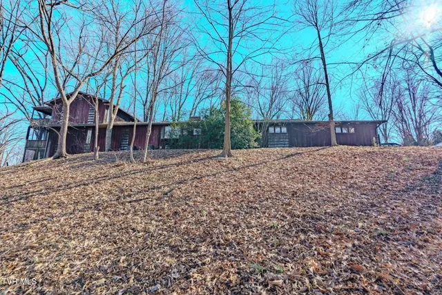 $1,299,999 | 4206 Bristol Highway, Johnson City, TN 37601