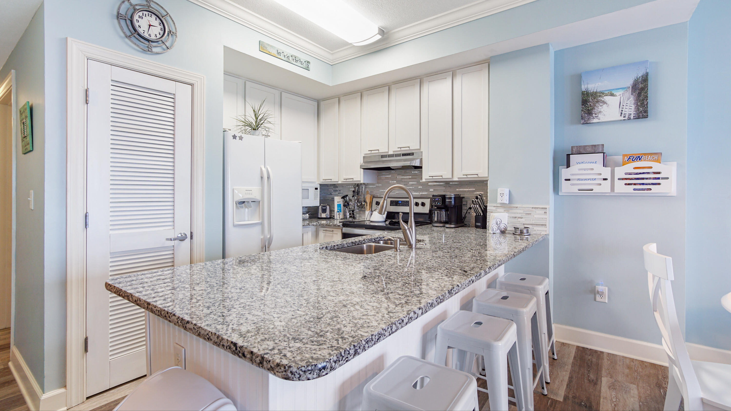 14825 Front Beach Road, Unit 2307 Panama City Beach, FL 32413 - Photo 9 of 32 Breakfast Bar