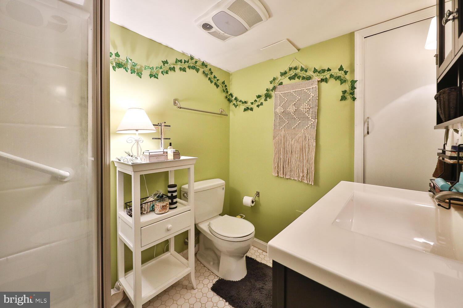 1144 Devon Road Rydal, PA 19046 - Photo 39 of 52 Basement Full Bathroom