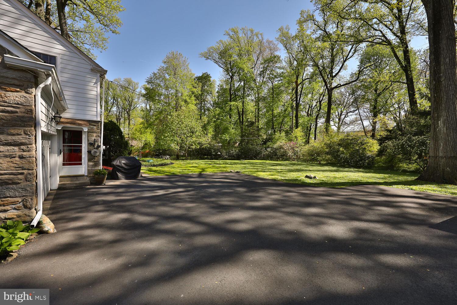 1144 Devon Road Rydal, PA 19046 - Photo 47 of 52 Driveway