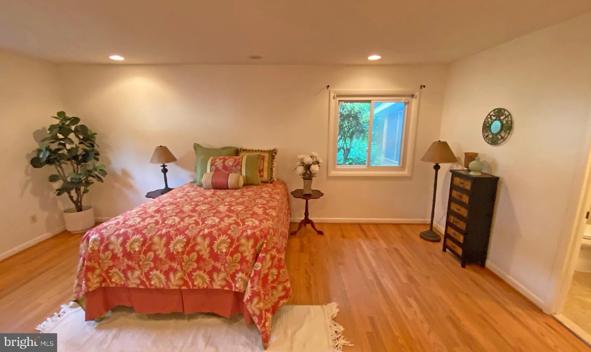 2344 Paddock Lane Reston, VA 20191 - Photo 14 of 30