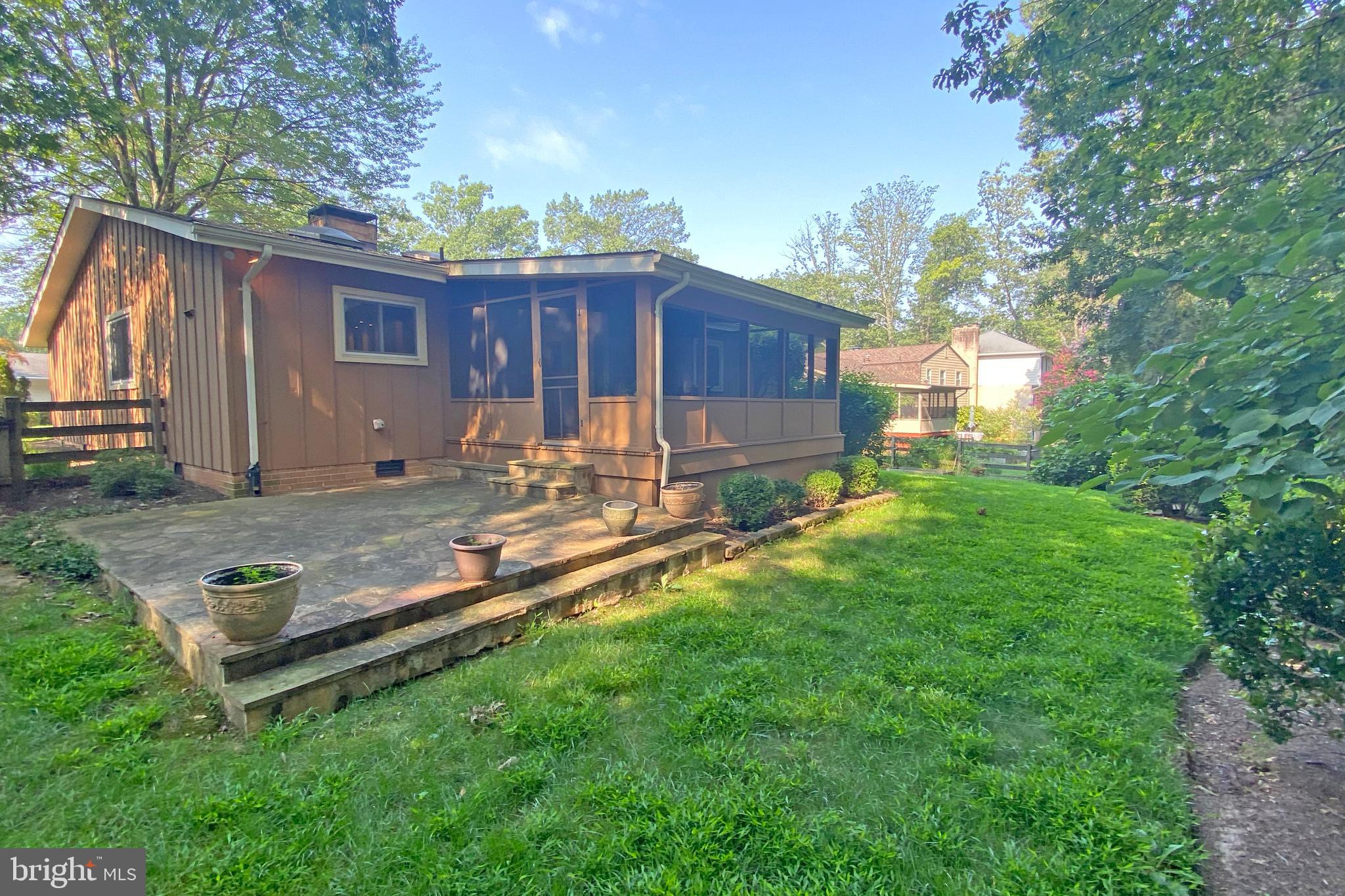 2344 Paddock Lane Reston, VA 20191 - Photo 28 of 30