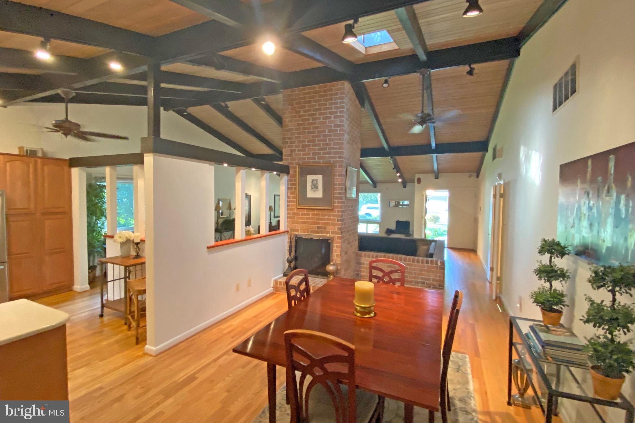 2344 Paddock Lane Reston, VA 20191 - Photo 7 of 30