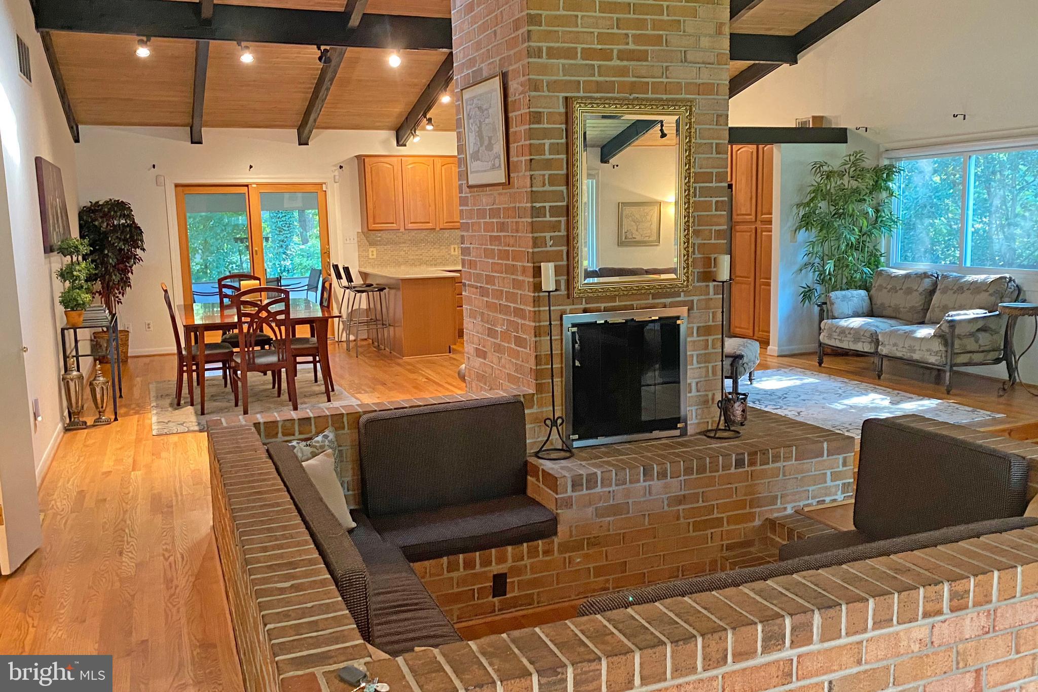 2344 Paddock Lane Reston, VA 20191 - Photo 10 of 30