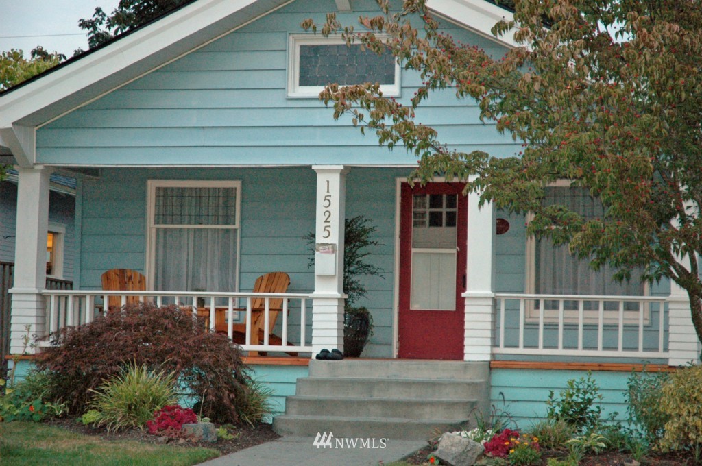 1525 Rockefeller Avenue Everett, WA 98201 - Photo 1 of 14