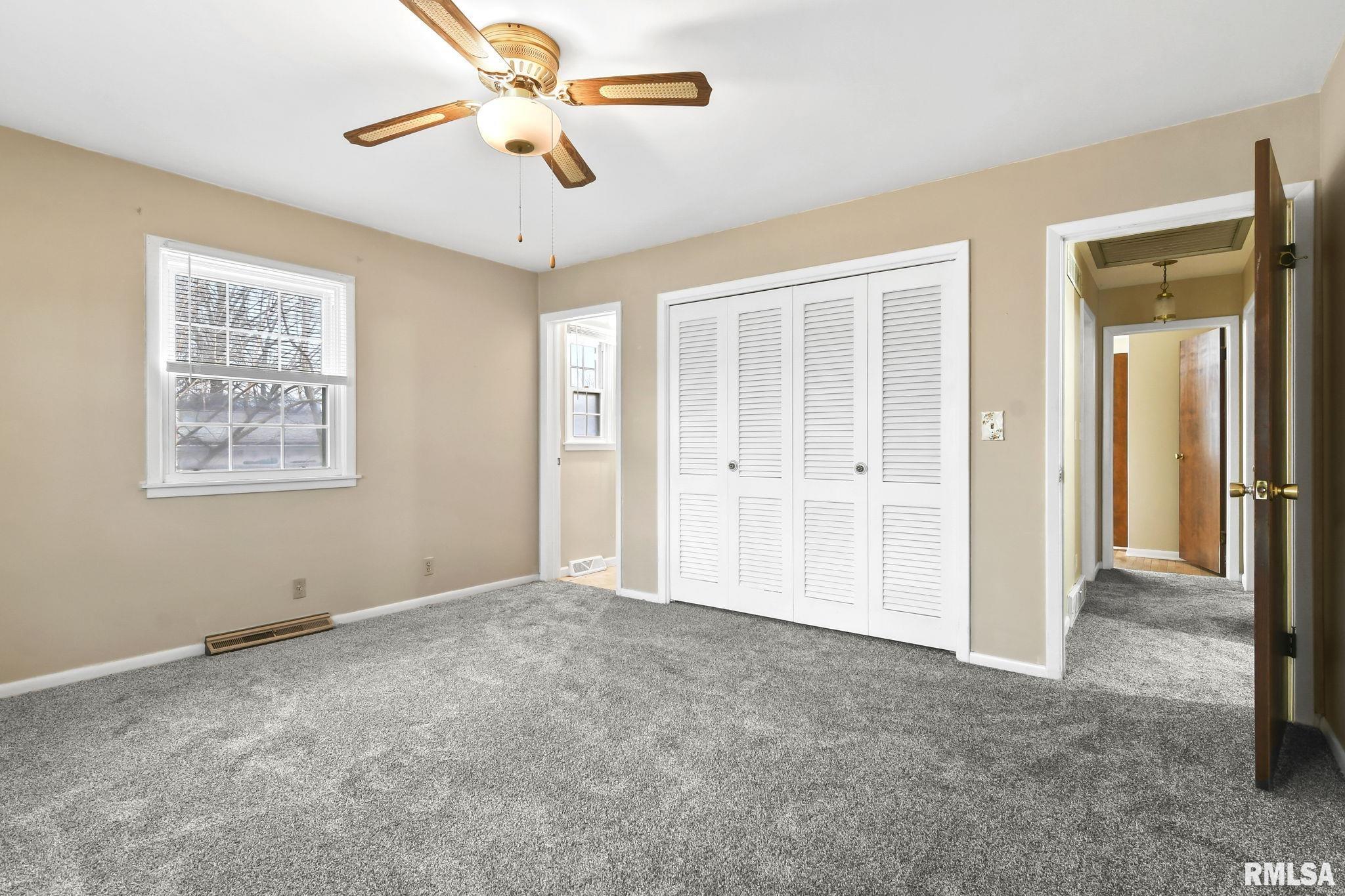 2343 Chatham Road Springfield, IL 62704 - Photo 19 of 44