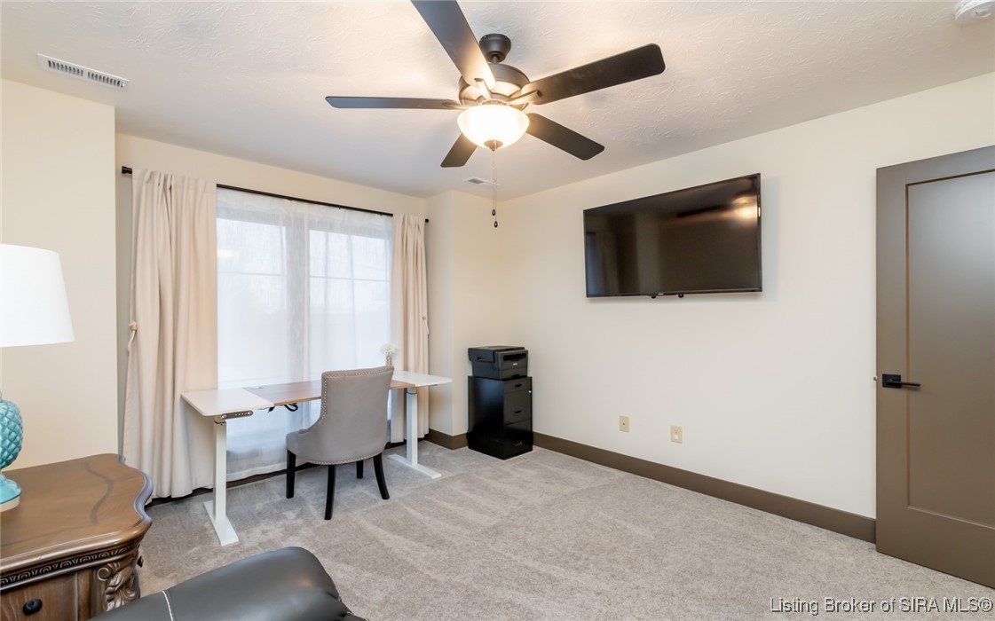 5560 Old Vincennes Road Floyds Knobs, IN 47119 - Photo 39 of 61