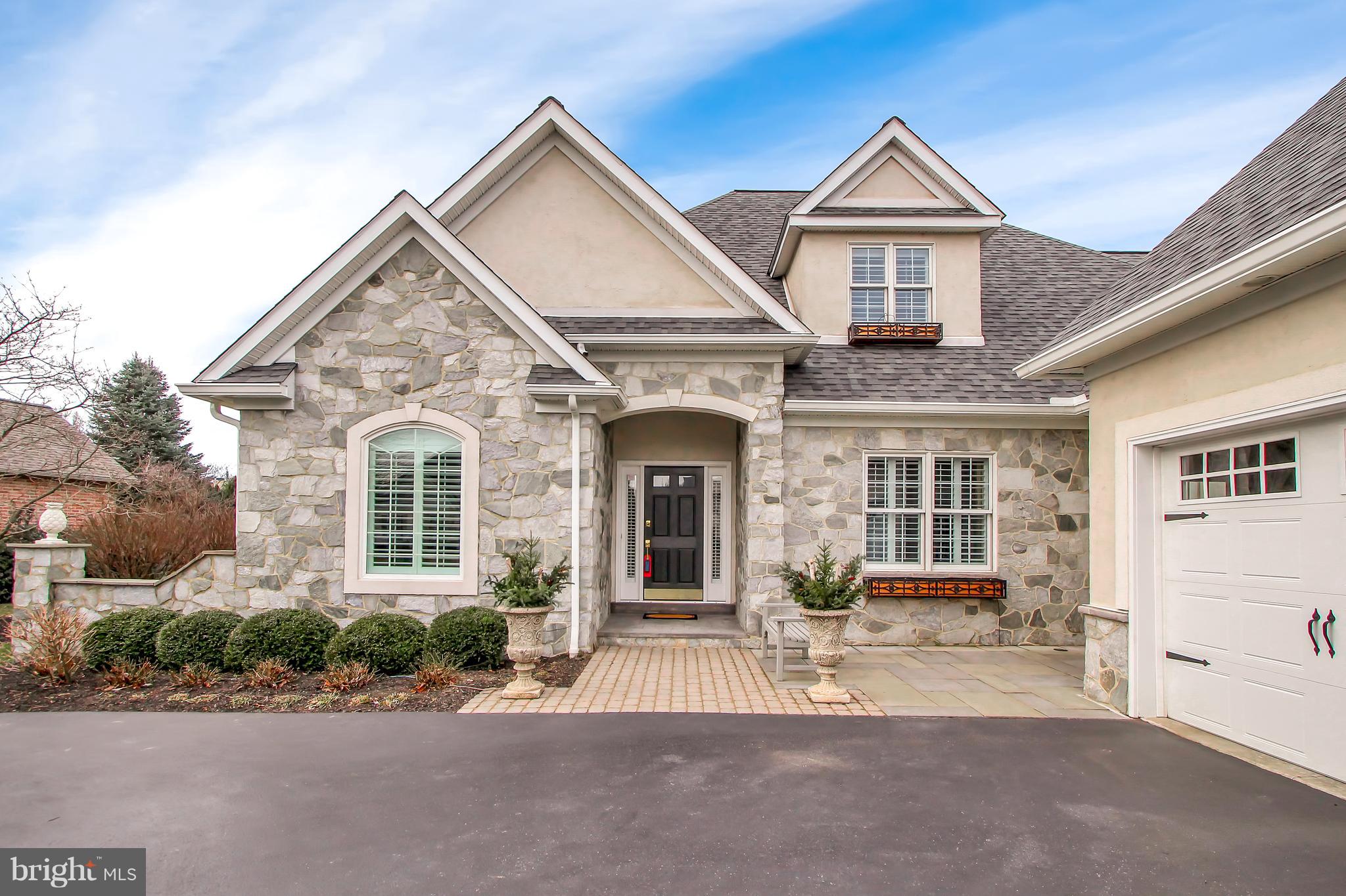 1146 South Lefever Drive Lititz, PA 17543 - Photo 5 of 42 Gallery Image 5