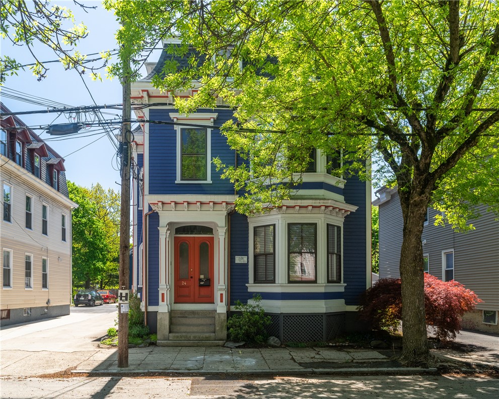 24 Wood Street, Unit 2 Providence, RI 02909 - Photo 2 of 35