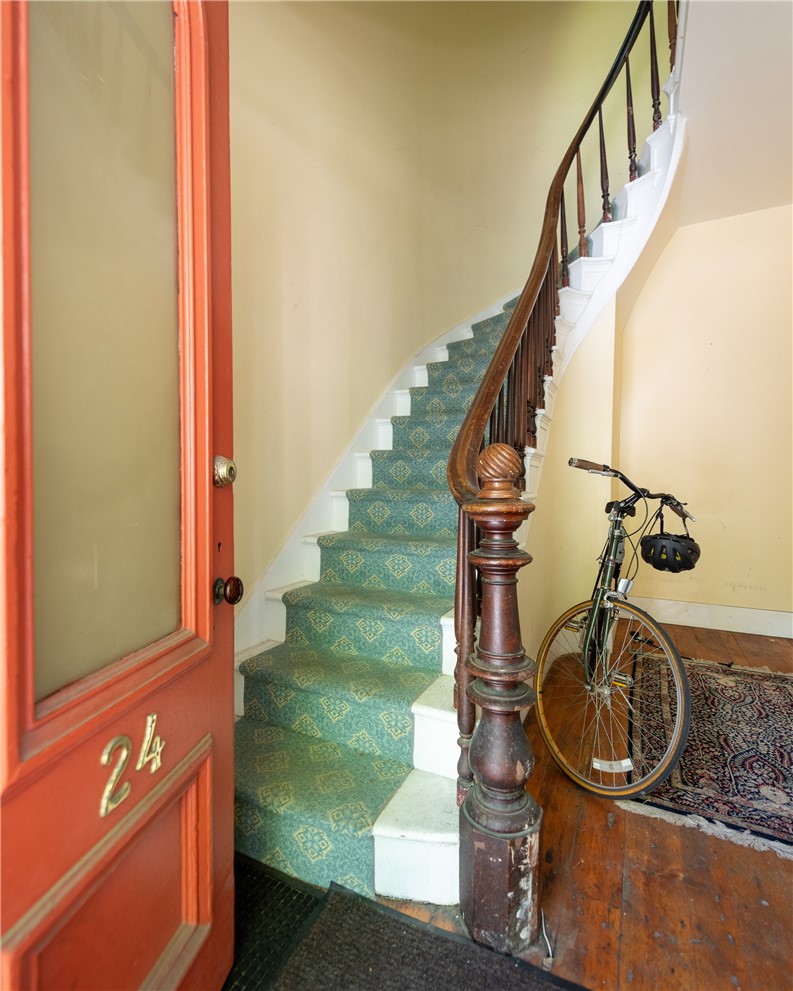 24 Wood Street, Unit 2 Providence, RI 02909 - Photo 3 of 35