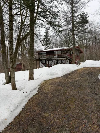 $349,900 | 773 Oberdorf Road, Readsboro, VT 05350