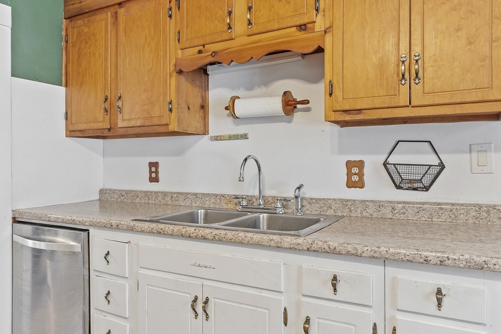 132 Simonds Street Athol, MA 01331 - Photo 12 of 32