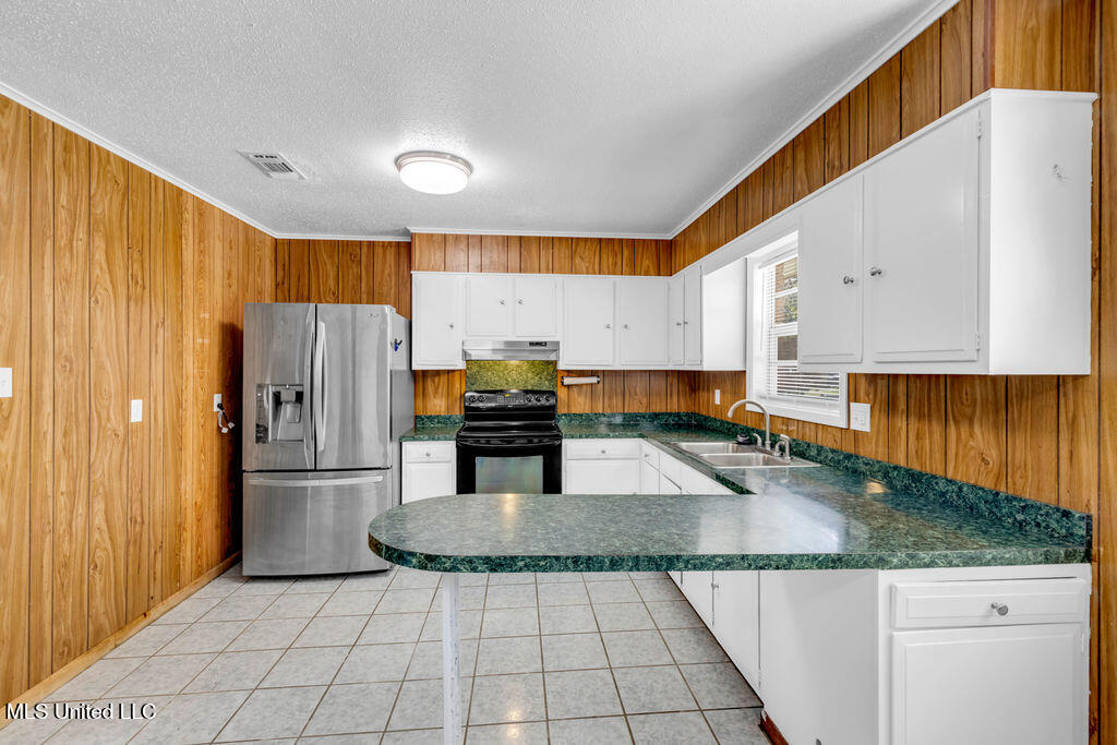 14137 Dundeewood Road Biloxi, MS 39532 - Photo 11 of 37 14137DundeewoodRd-11