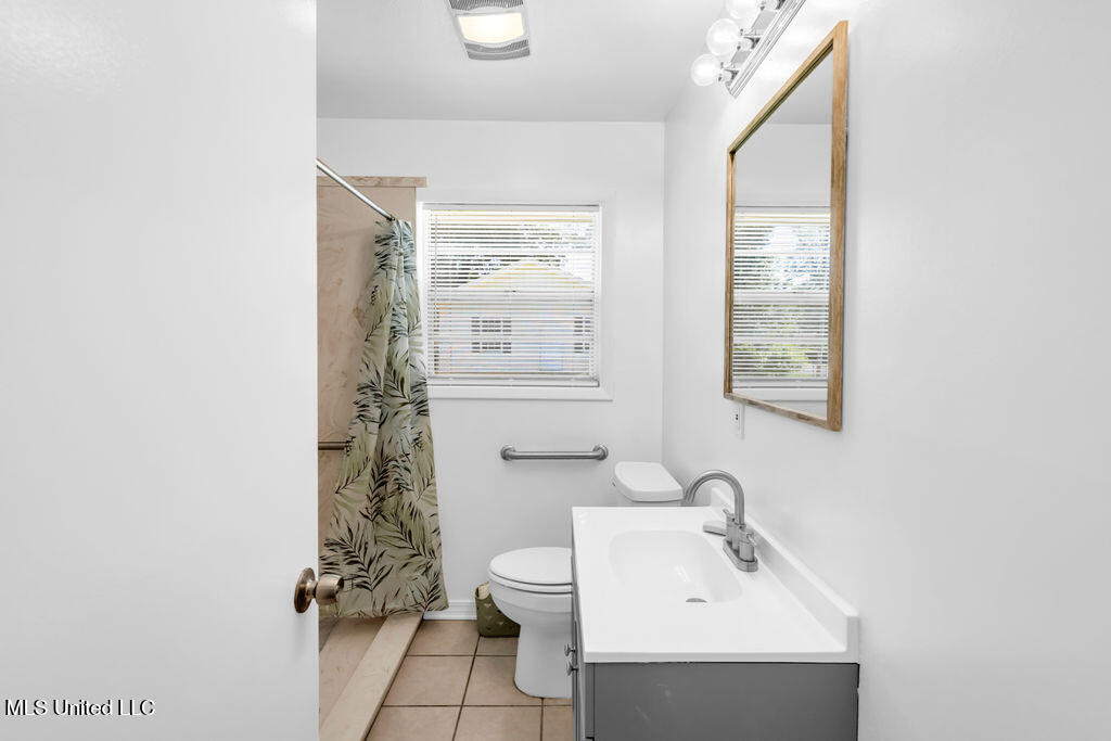 14137 Dundeewood Road Biloxi, MS 39532 - Photo 23 of 37 14137DundeewoodRd-23