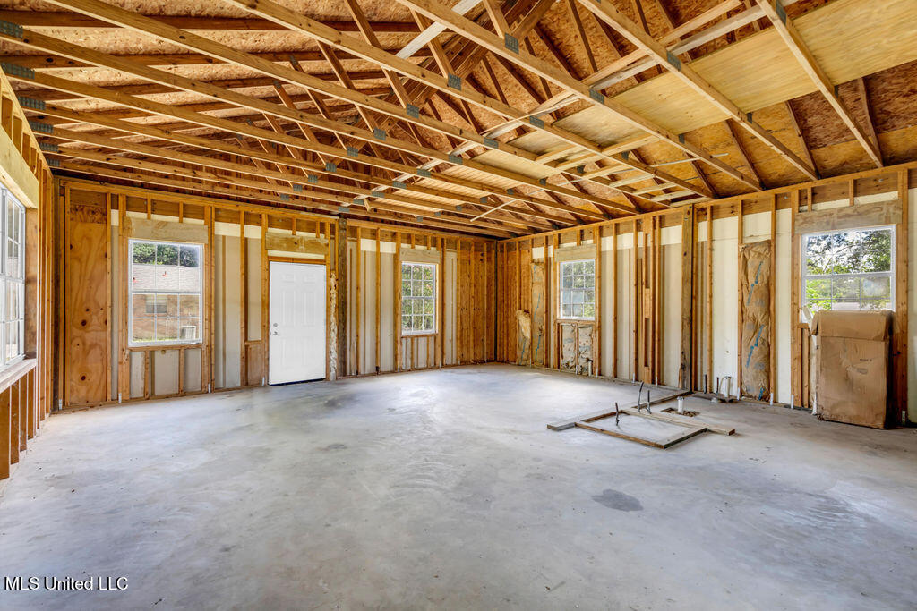 14137 Dundeewood Road Biloxi, MS 39532 - Photo 31 of 37 14137DundeewoodRd-31
