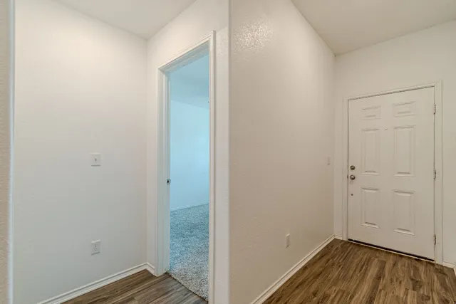 $2,100 | 341 Escondido Circle, San Marcos, TX 78666