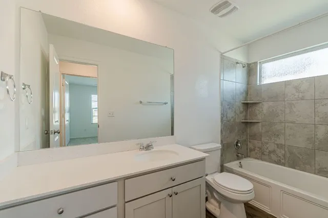 $2,100 | 341 Escondido Circle, San Marcos, TX 78666