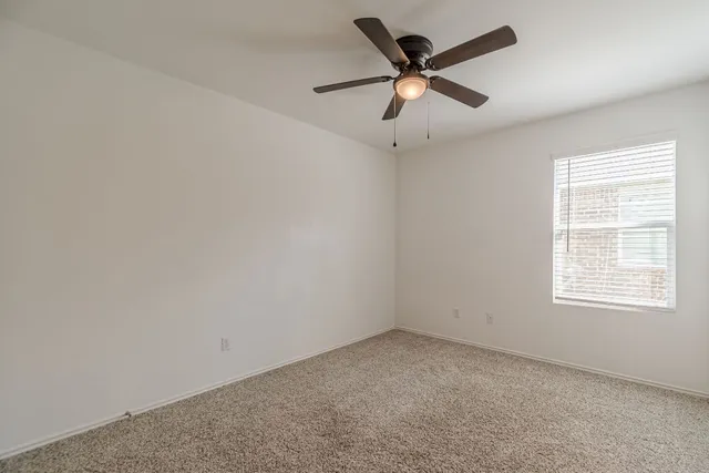 $2,100 | 341 Escondido Circle, San Marcos, TX 78666