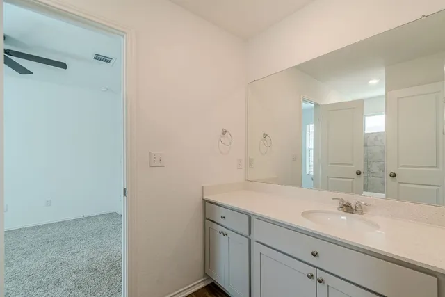 $2,100 | 341 Escondido Circle, San Marcos, TX 78666