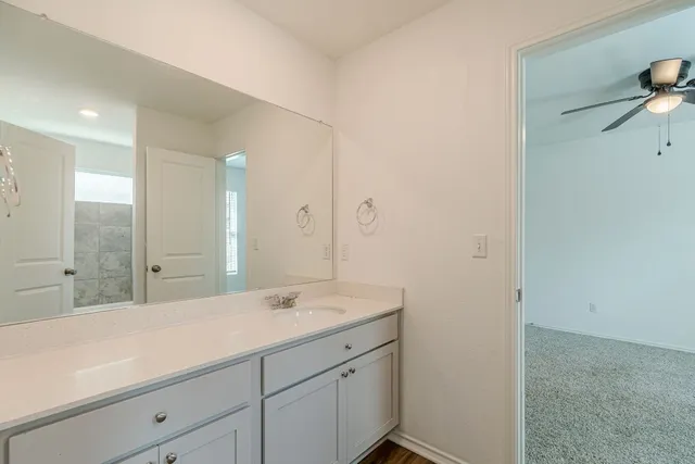 $2,100 | 341 Escondido Circle, San Marcos, TX 78666