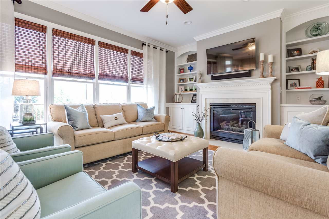 2117 Lovdal Drive Raleigh, NC 27613 - Photo 10 of 24 FAMILY ROOM OFF KITCHEN. PERFECT FOR ENTERTAINING. TONS OF NATURAL LIGHT FOR THIS HOME. Family Room