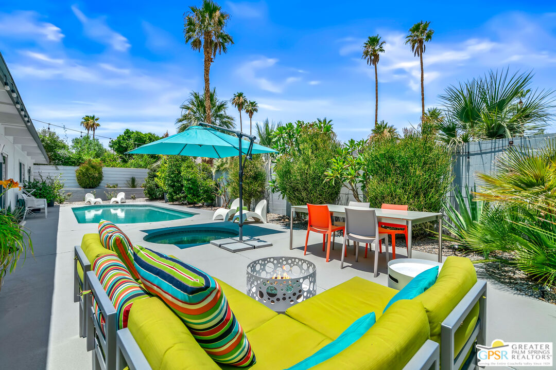 73428 Little Bend Trail Palm Desert, CA 92260 - Photo 44 of 46 a view of a swimming pool with a patio