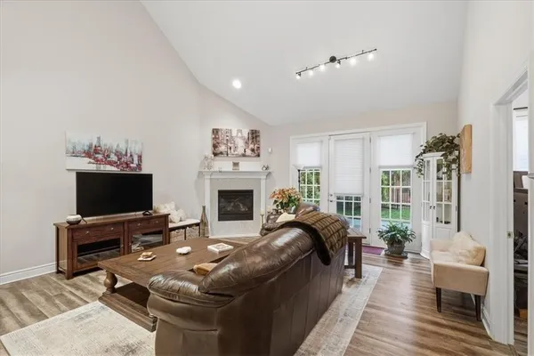 $525,000 | 7006 Crider Road, Mars, PA 16046