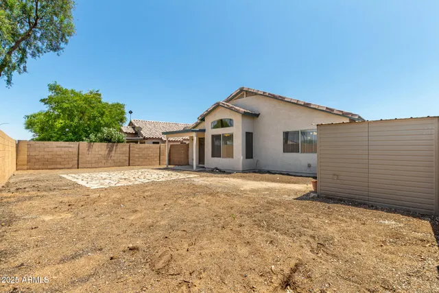 $375,000 | 14936 West Maui Lane, Surprise, AZ 85379