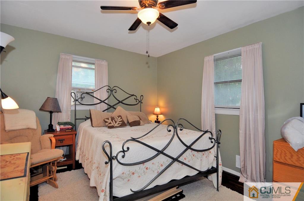 16 Coleman Road East Brunswick, NJ 08816 - Photo 4 of 9 Gallery Image 4