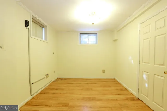 $4,500 | 8519 Electric Avenue, Vienna, VA 22182