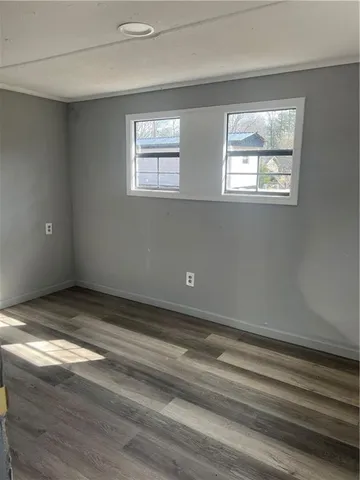 a view of empty room with window